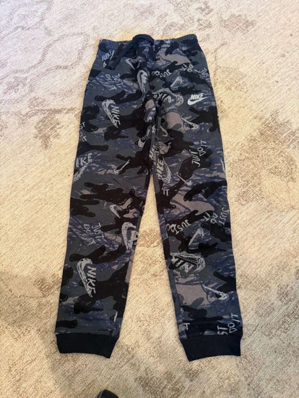 Nike Camo Jogger Pants Size XL